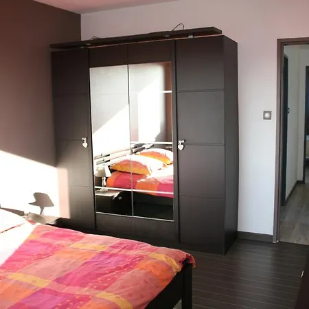 De L'observatoire Apartment *